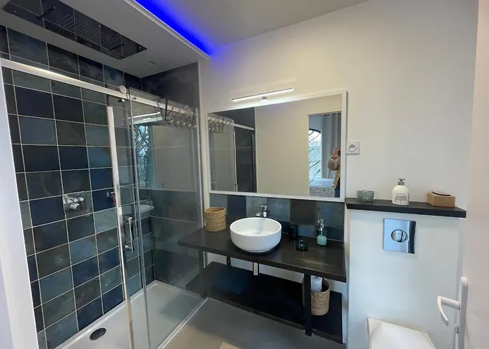 Holiday home La Corniche, D'architecte Avec Piscine Chauffee 2mn A