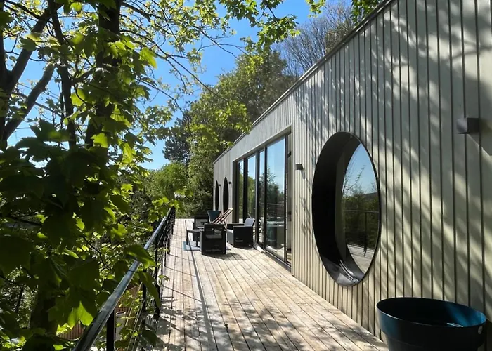 Holiday home La Corniche, D'architecte Avec Piscine Chauffee 2mn A *