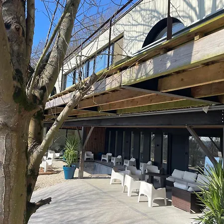 La Corniche, D'architecte Avec Piscine Chauffee 2mn A Dom wakacyjny *