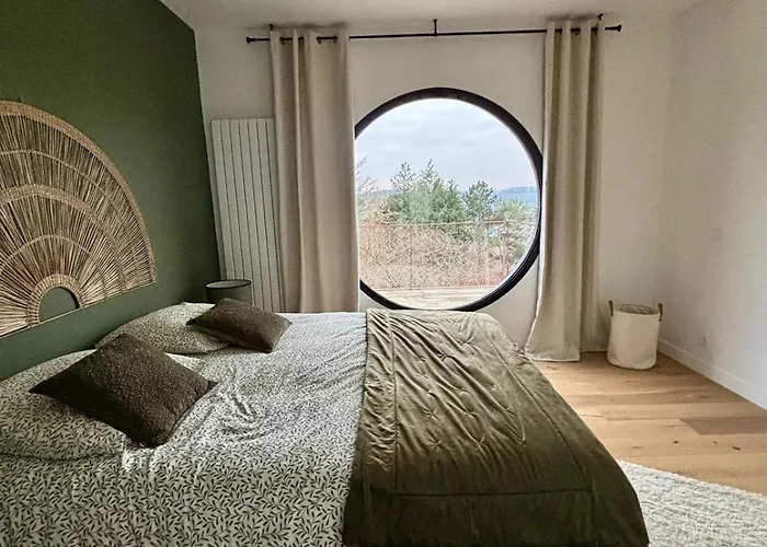 La Corniche, D'architecte Avec Piscine, 2mn à Casa de Férias *