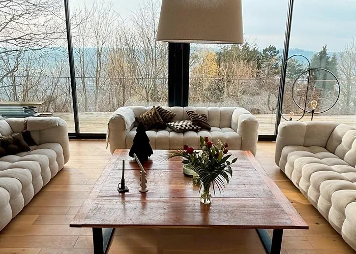 La Corniche, D'architecte Avec Piscine, 2mn à Casa de Férias *