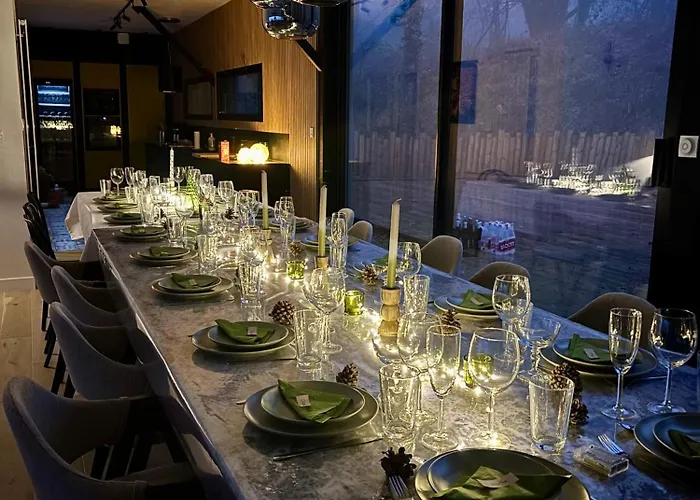 La Corniche, D'architecte Avec Piscine, 2mn à *