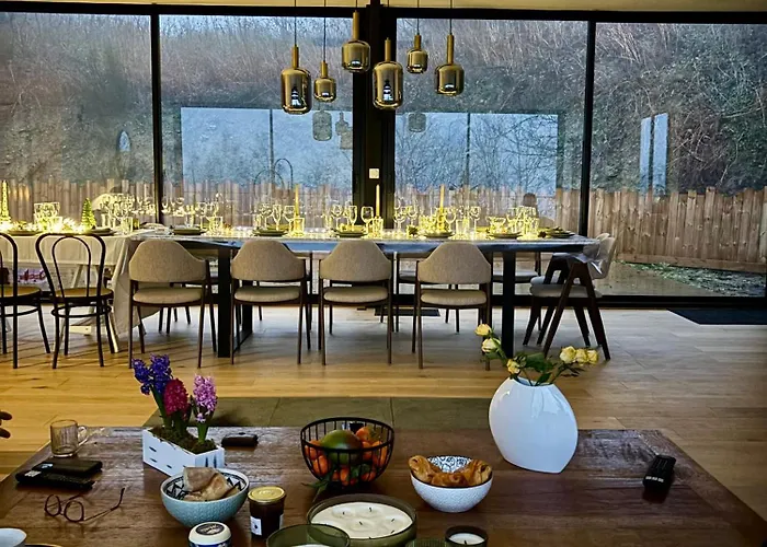 La Corniche, D'architecte Avec Piscine, 2mn à Casa de Férias